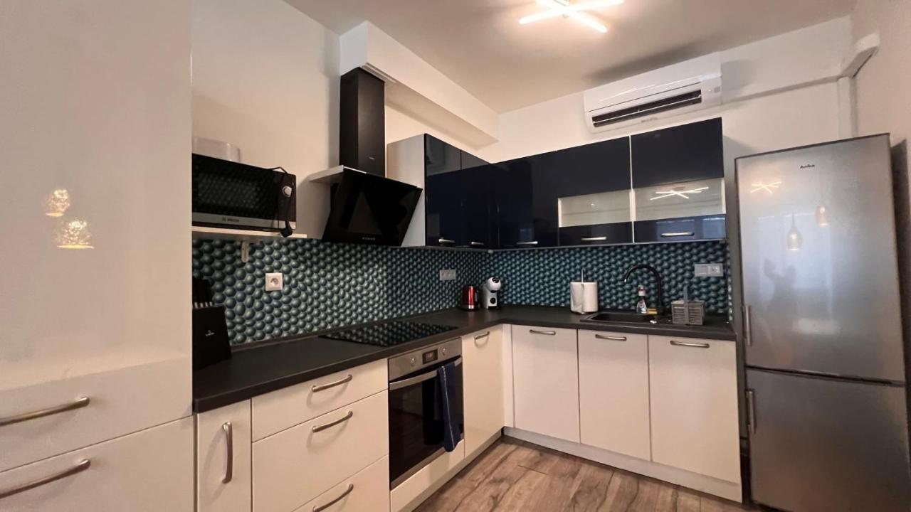 Air-Conditioned, 2 Room Apartment With Balcony, New Building Raca Bratislava Exteriör bild